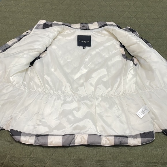 TALBOT’S  down-filled checkerboard plaid sleeveless vest size MP - Picture 8 of 12